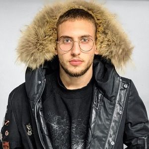 Meet your Posher, Frank